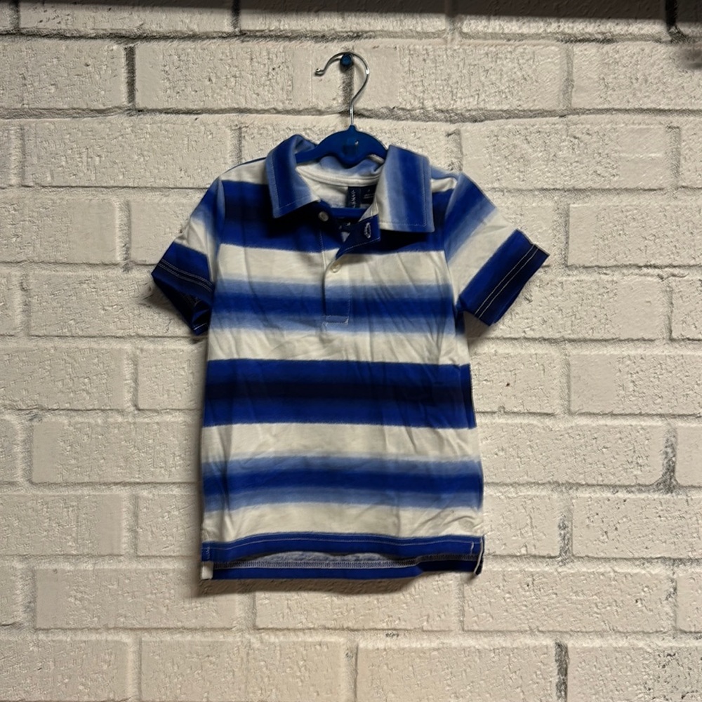 Collared shirt